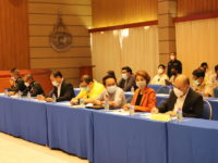 ประชุมรับปริญญา6