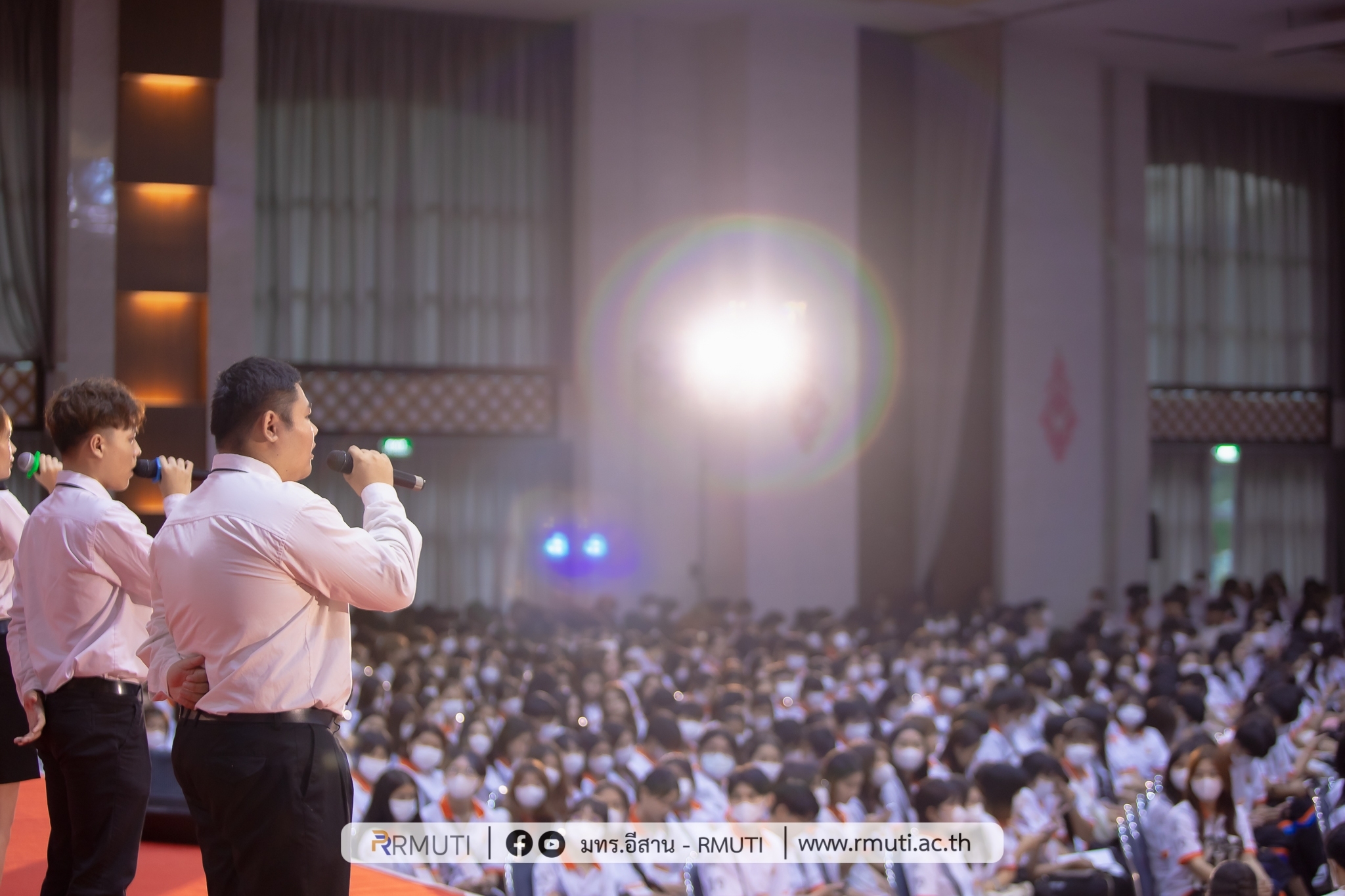 LINE_ALBUM_ก้าวแรก มทร.อีสาน แคแสดช่อที่ ๑๙_๒๓๐๗๐๓_12