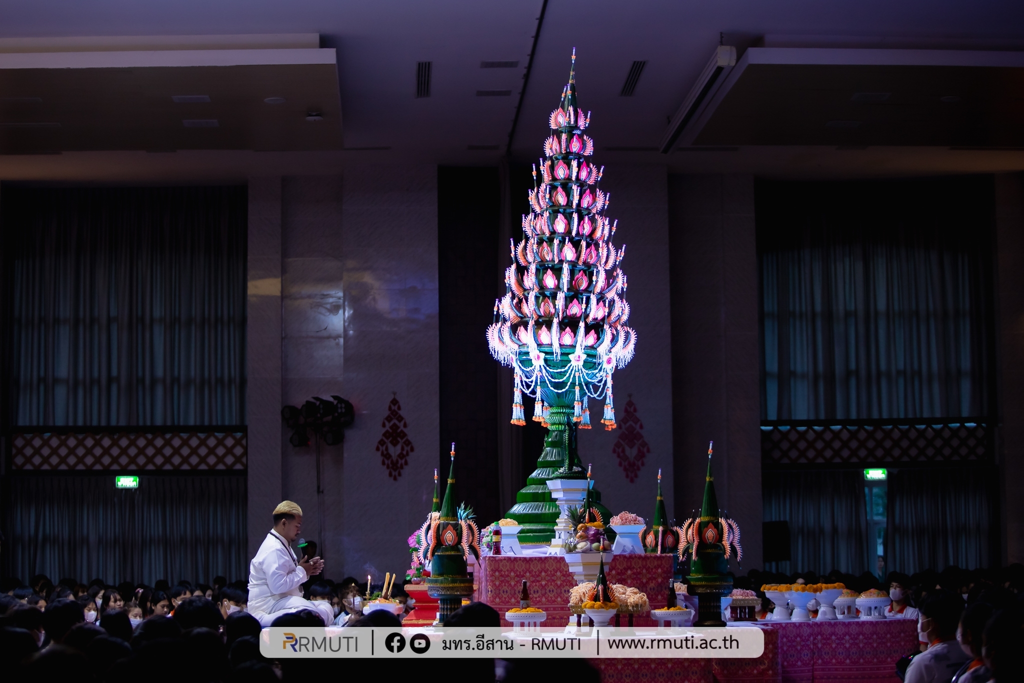 LINE_ALBUM_ก้าวแรก มทร.อีสาน แคแสดช่อที่ ๑๙_๒๓๐๗๐๓_15