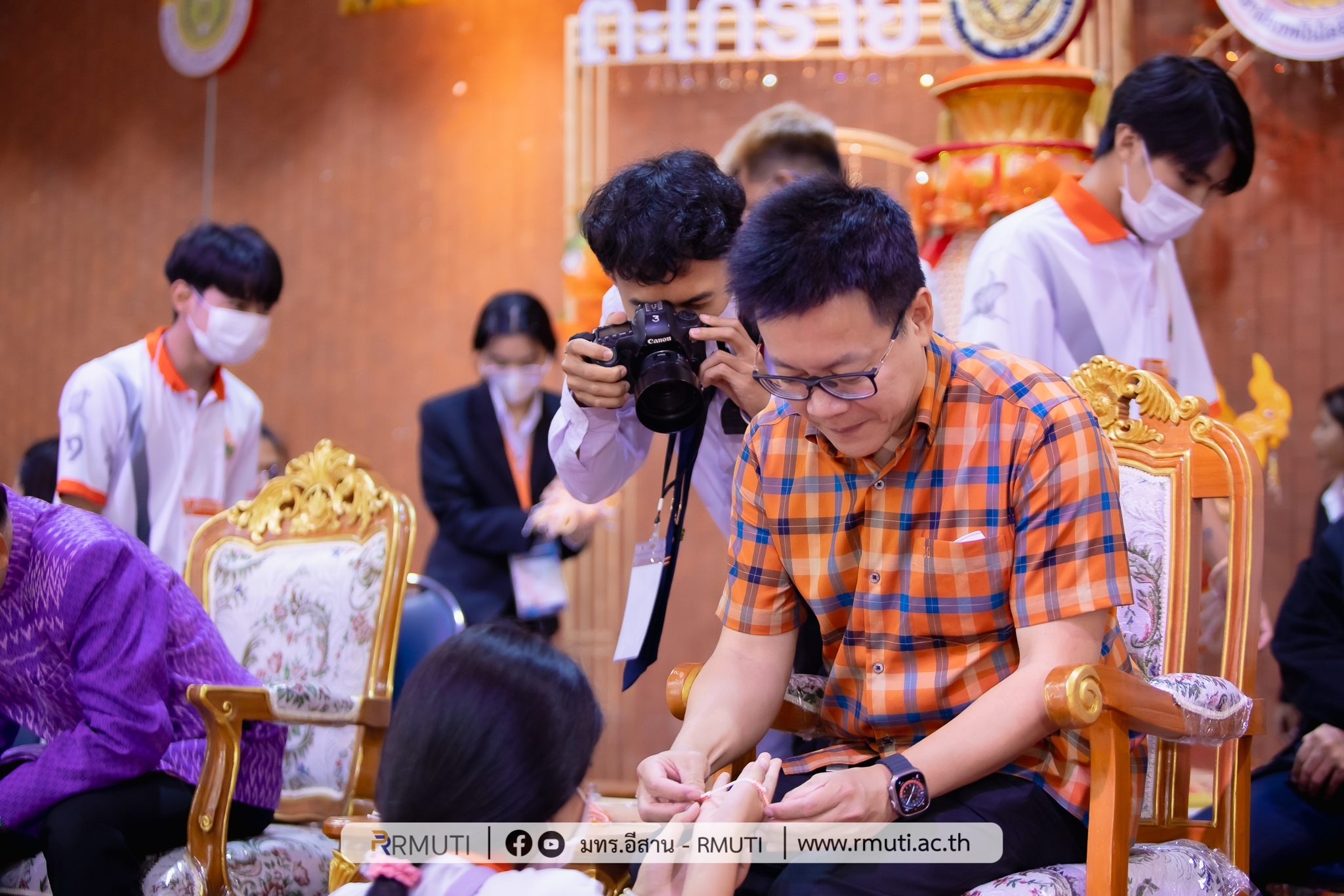 LINE_ALBUM_ก้าวแรก มทร.อีสาน แคแสดช่อที่ ๑๙_๒๓๐๗๐๓_18