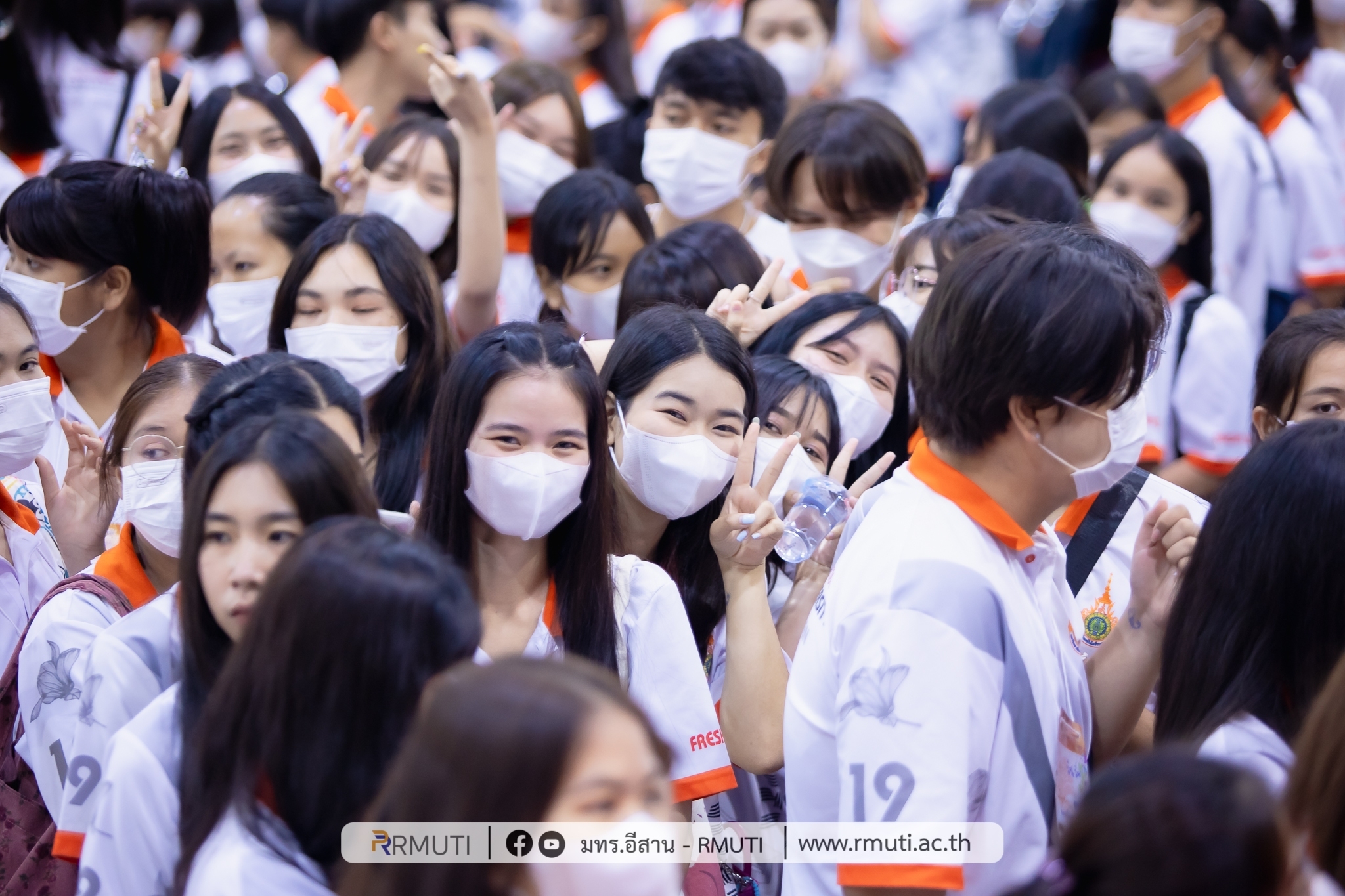 LINE_ALBUM_ก้าวแรก มทร.อีสาน แคแสดช่อที่ ๑๙_๒๓๐๗๐๓_19