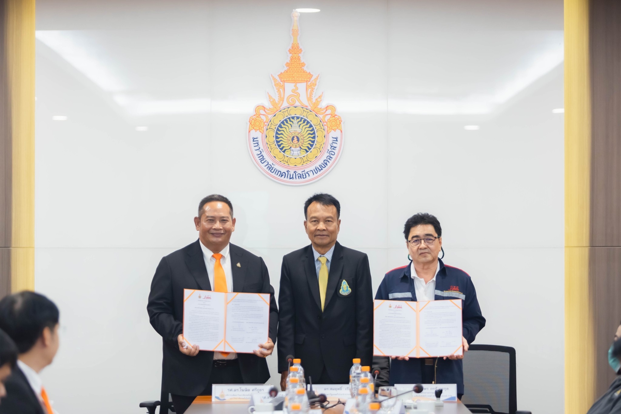 LINE_ALBUM_ระบบรางMOU_๒๓๑๑๑๐_11