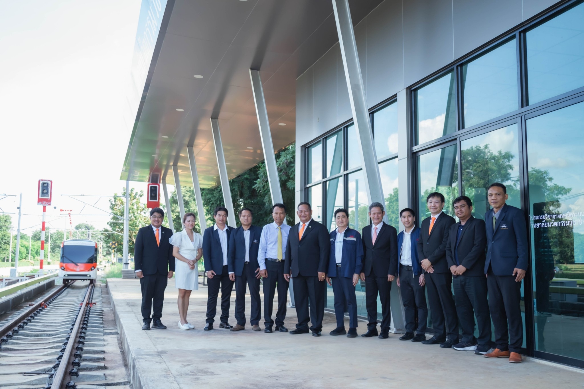 LINE_ALBUM_ระบบรางMOU_๒๓๑๑๑๐_6