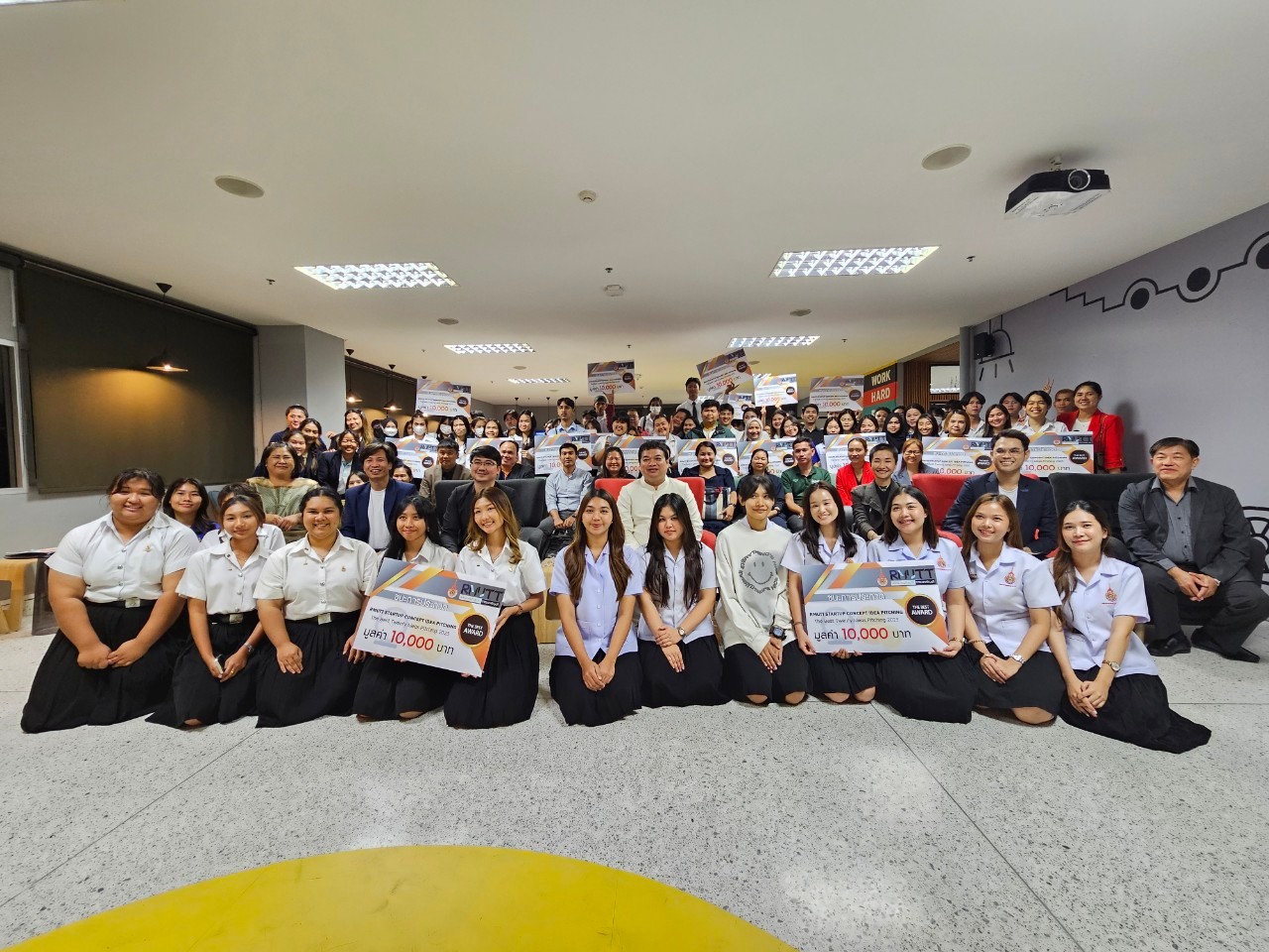 412967361_826165282642452_4790066703862349333_n