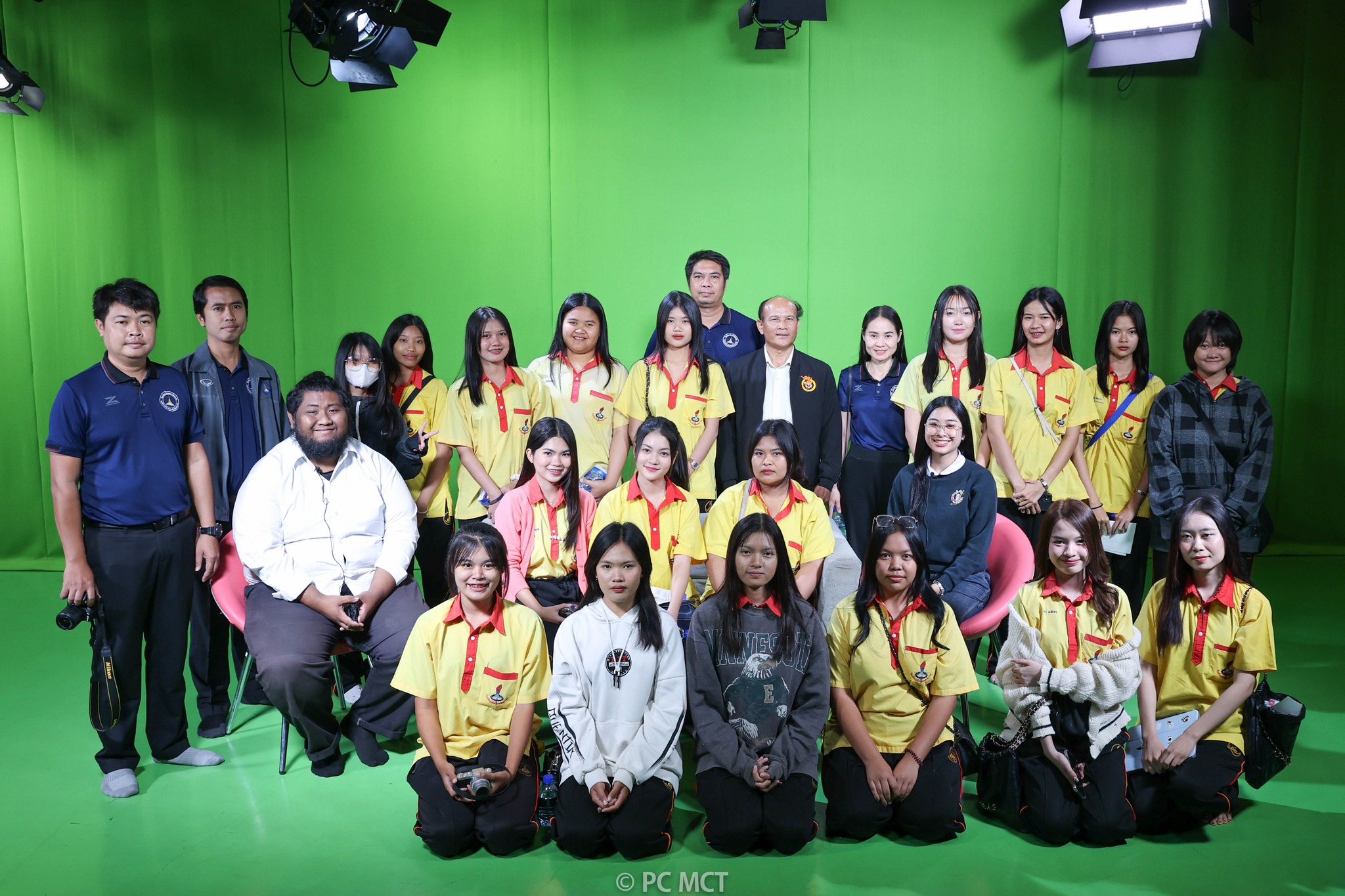 420969482_897537459039989_5861479395967300028_n