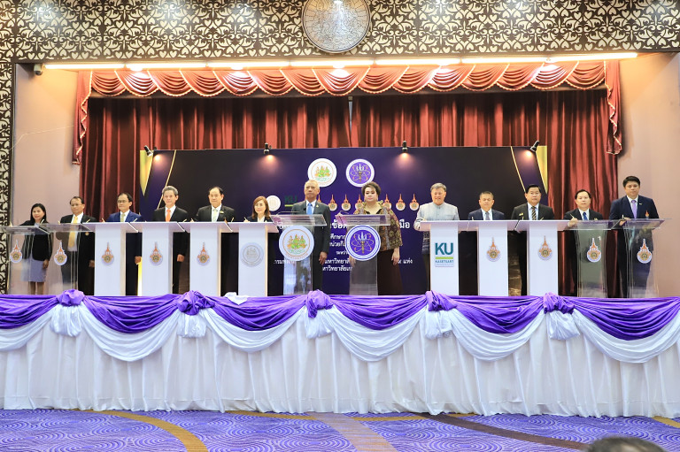 4e88b482a4364161957686b535d9edc093391d91d711148ab1f826bf433e3f68