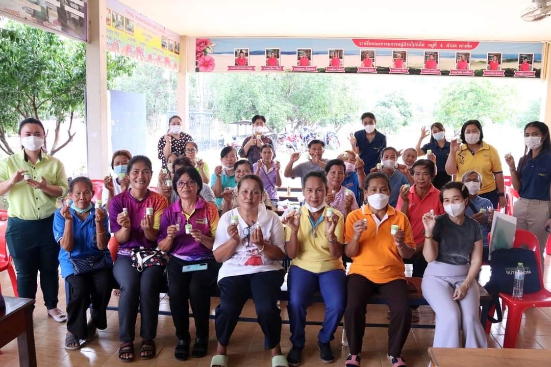 LINE_ALBUM_ถ่ายทอดการแปรรูปผลิตภัณฑ์จากพืชสมุนไ_240307_12