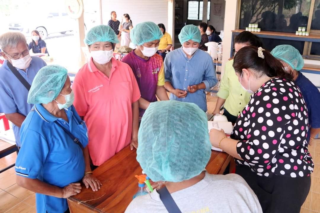 LINE_ALBUM_ถ่ายทอดการแปรรูปผลิตภัณฑ์จากพืชสมุนไ_240307_16