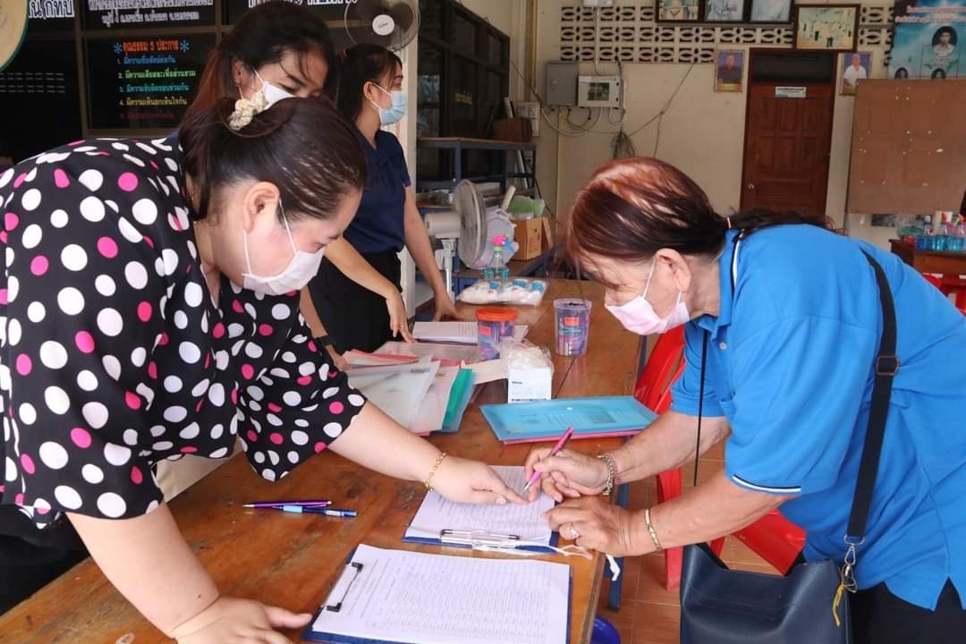 LINE_ALBUM_ถ่ายทอดการแปรรูปผลิตภัณฑ์จากพืชสมุนไ_240307_36