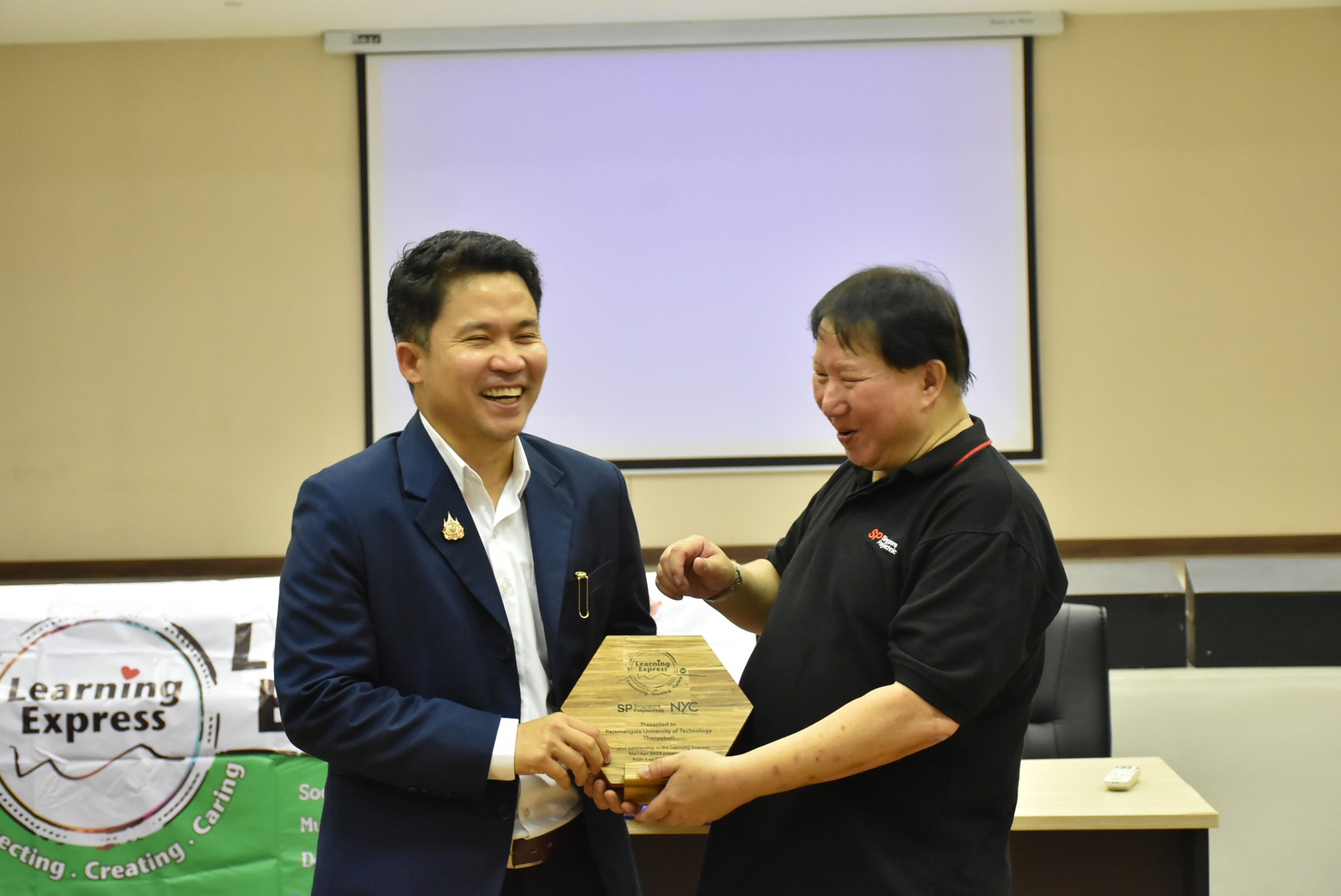 434754323_935152118617251_2705632516326190952_n