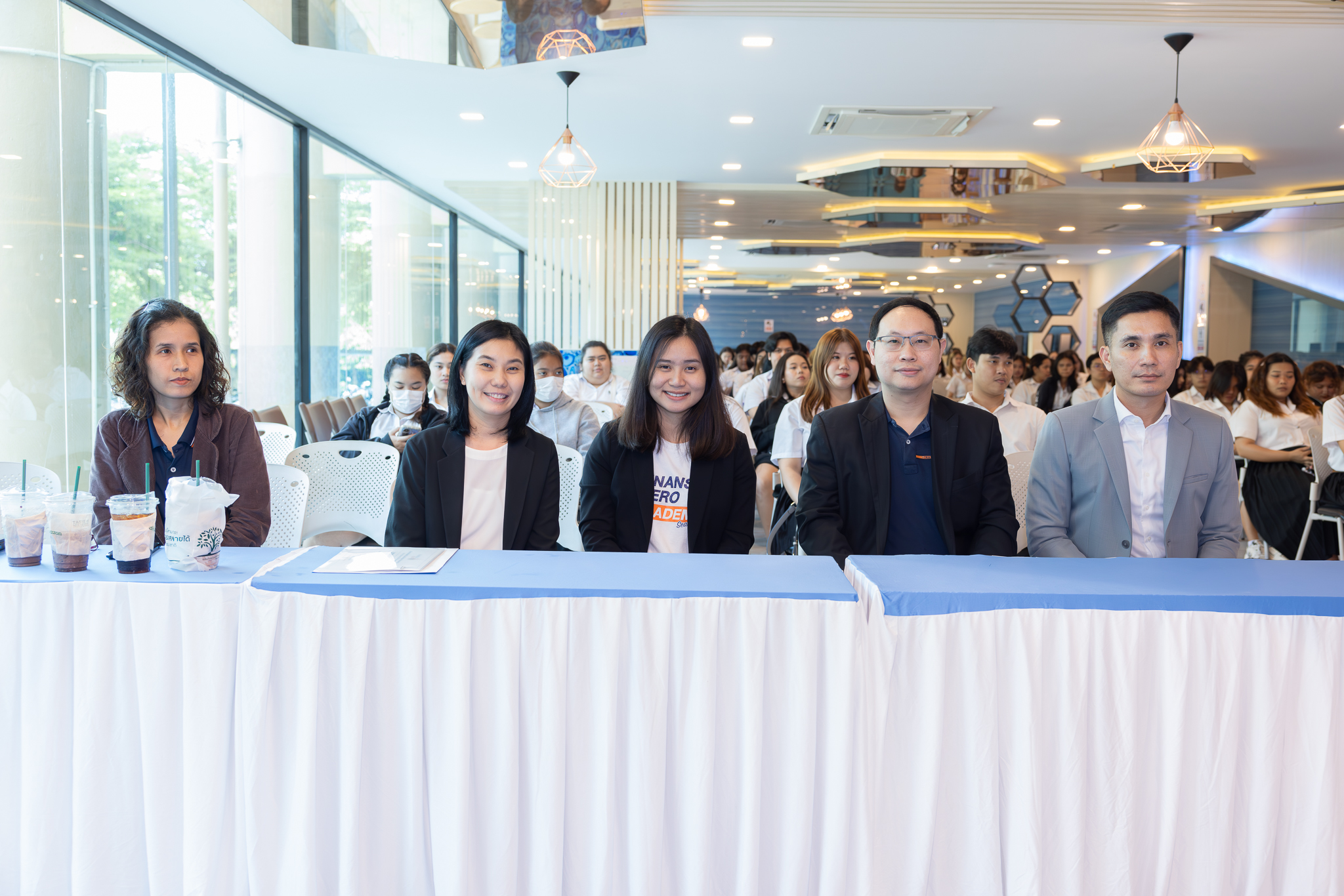 25671015-0L9A8187-Enhanced-NR