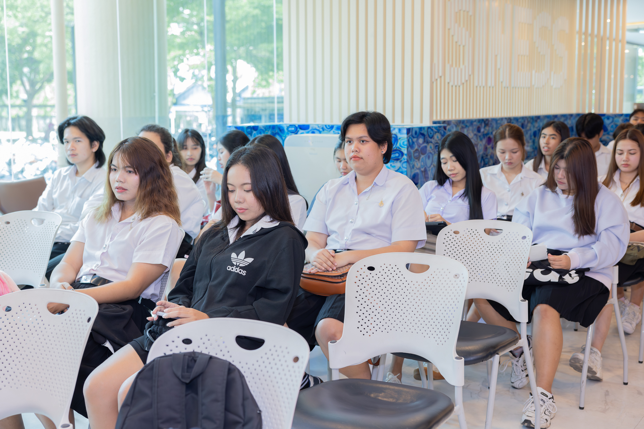 25671015-0L9A8234-Enhanced-NR