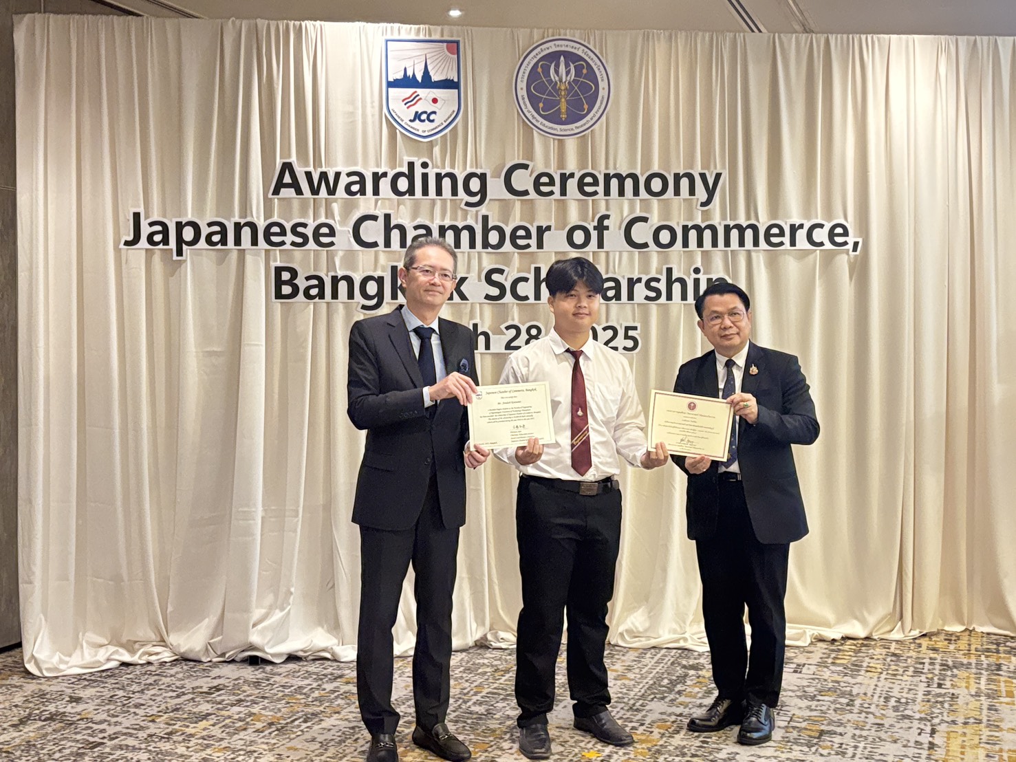 488545312_1216156710516789_473832286959923759_n