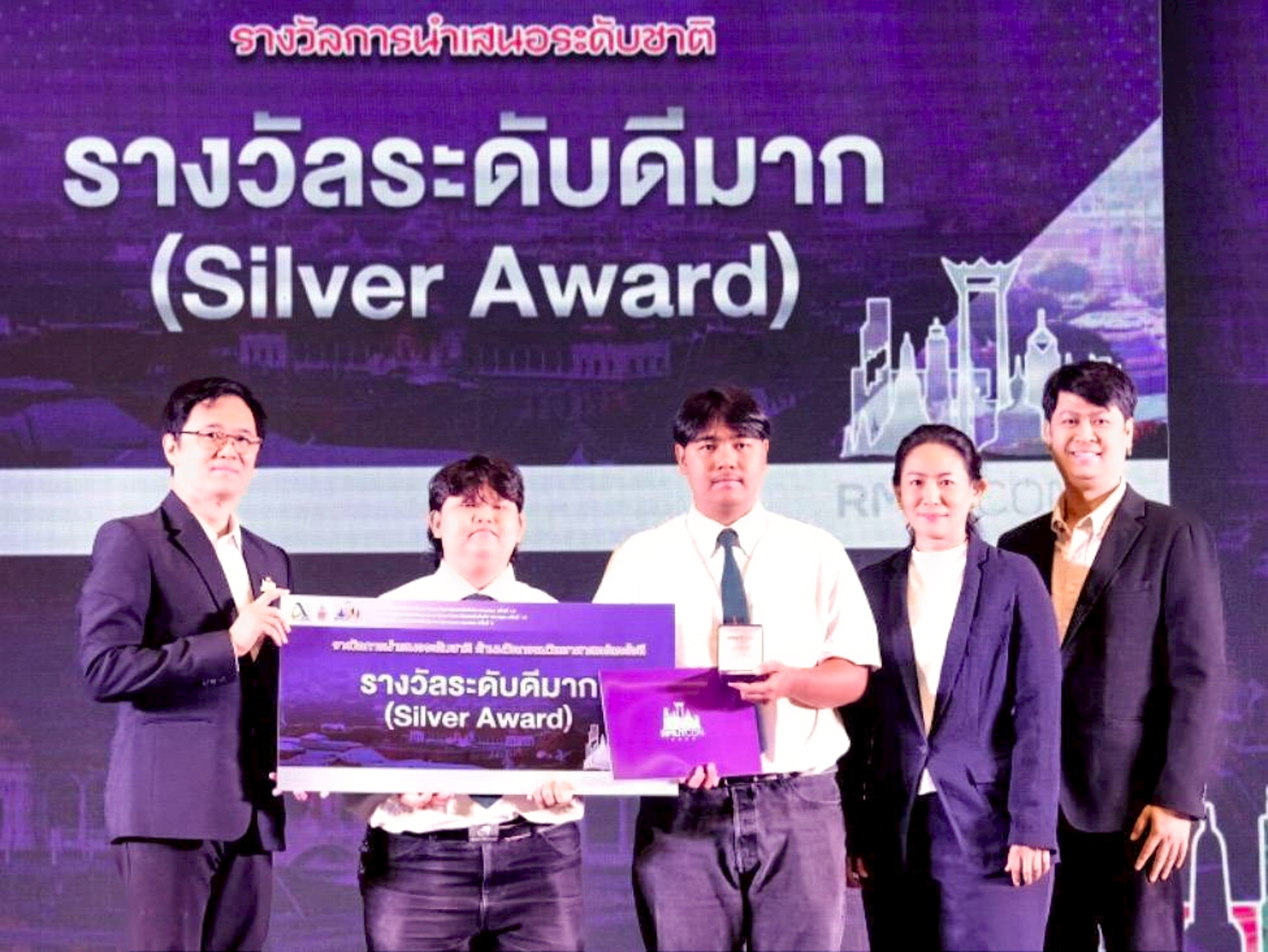 LINE_ALBUM_เทคโนโลยีการพิมพ์ คว้าเหรียญเงิน_250730_5