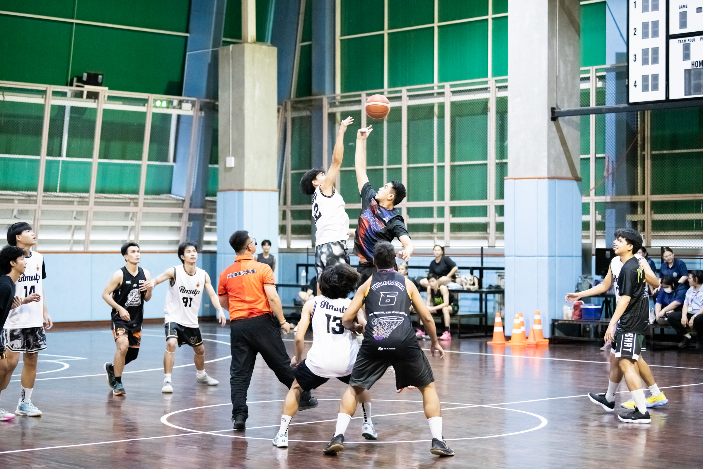 มหาวิทยาลัยเทคโนโลยีราชมงคลพระนคร ร่วมกับมหาวิทยาลัยราชภัฏพระนคร จัดกิจกรรมสานสัมพันธ์ 2 พระนคร