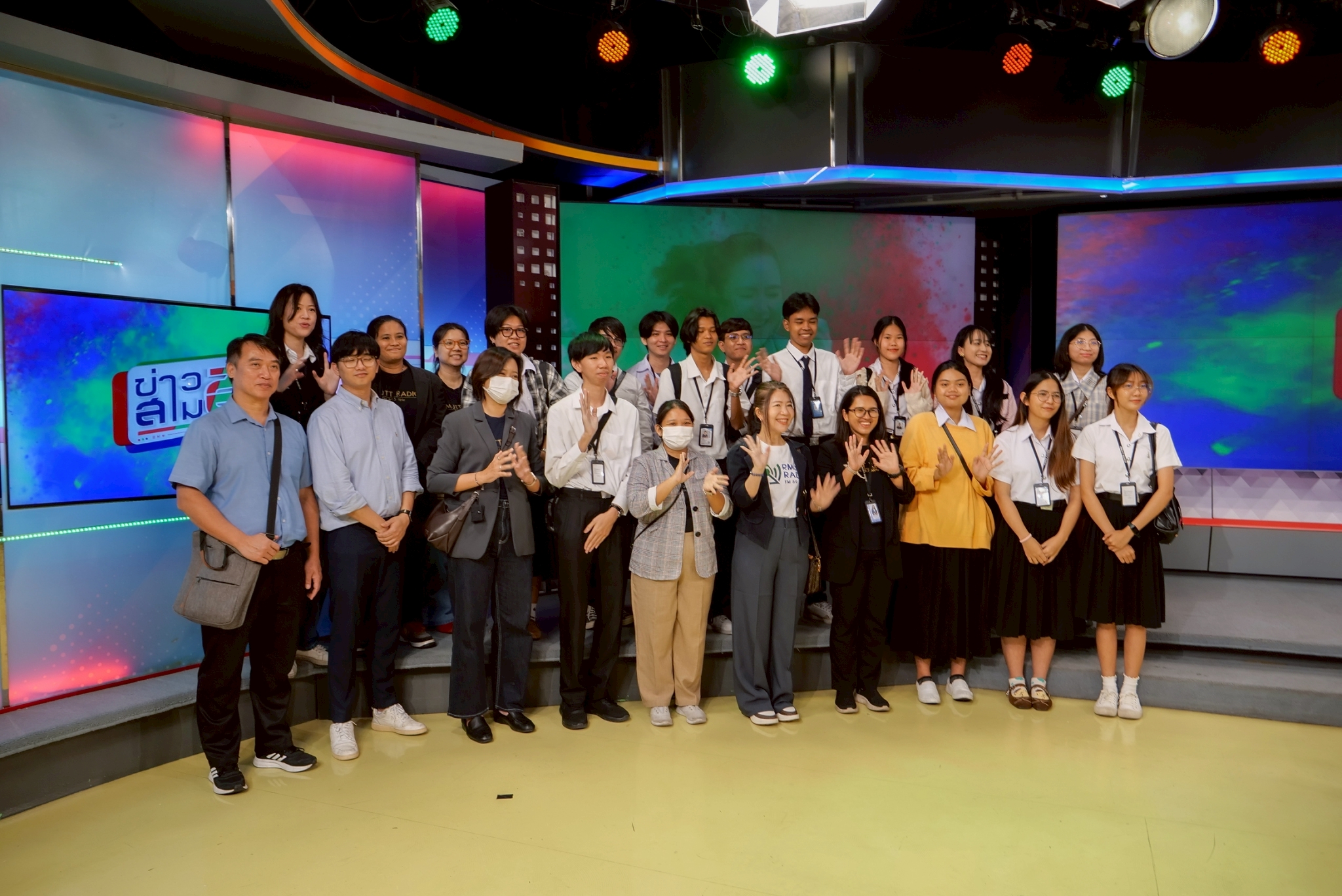 LINE_ALBUM_ดูงานช่อง 3_250930_24