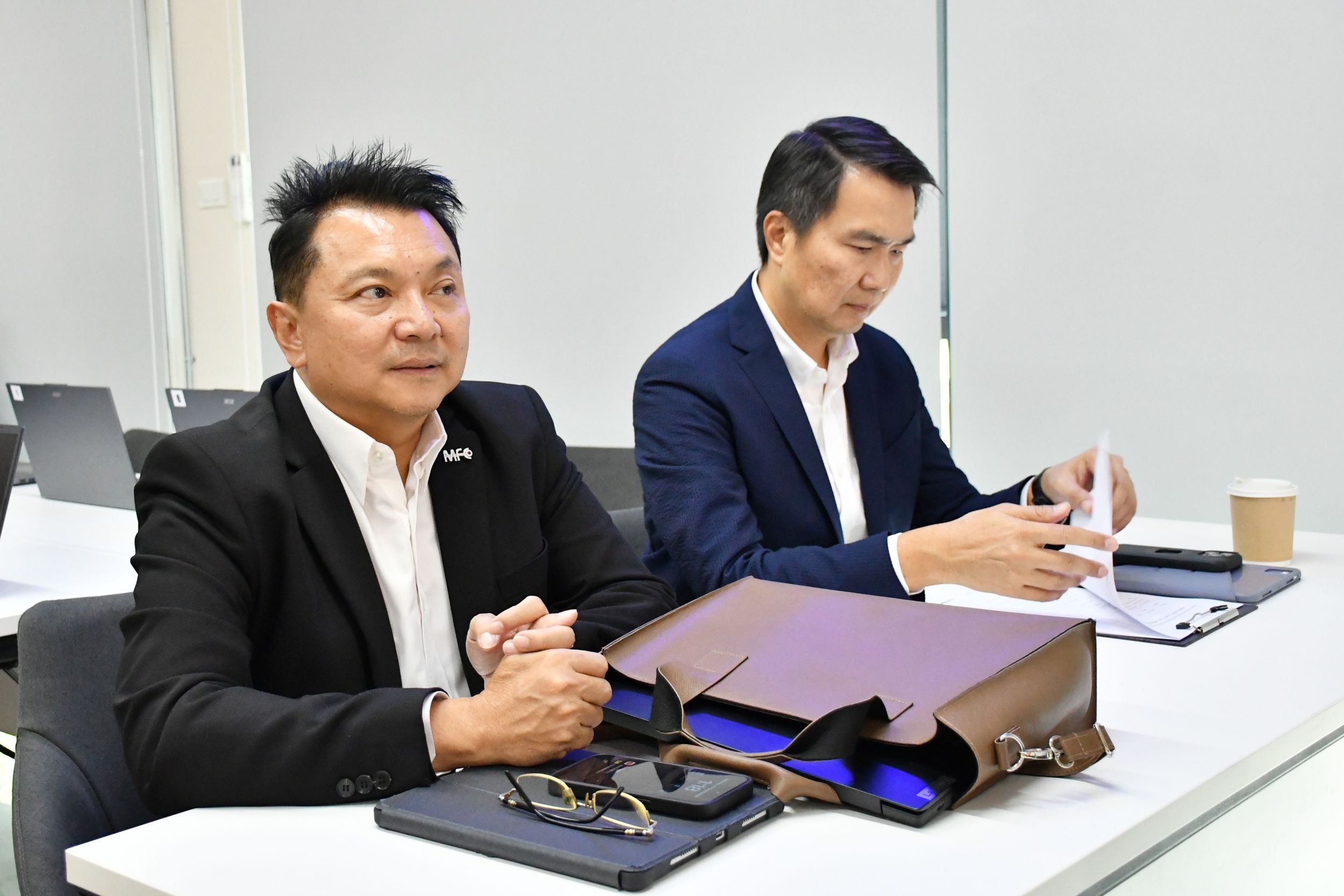 พิธีเปิด-ห้อง-FIN-Lab-_07-1