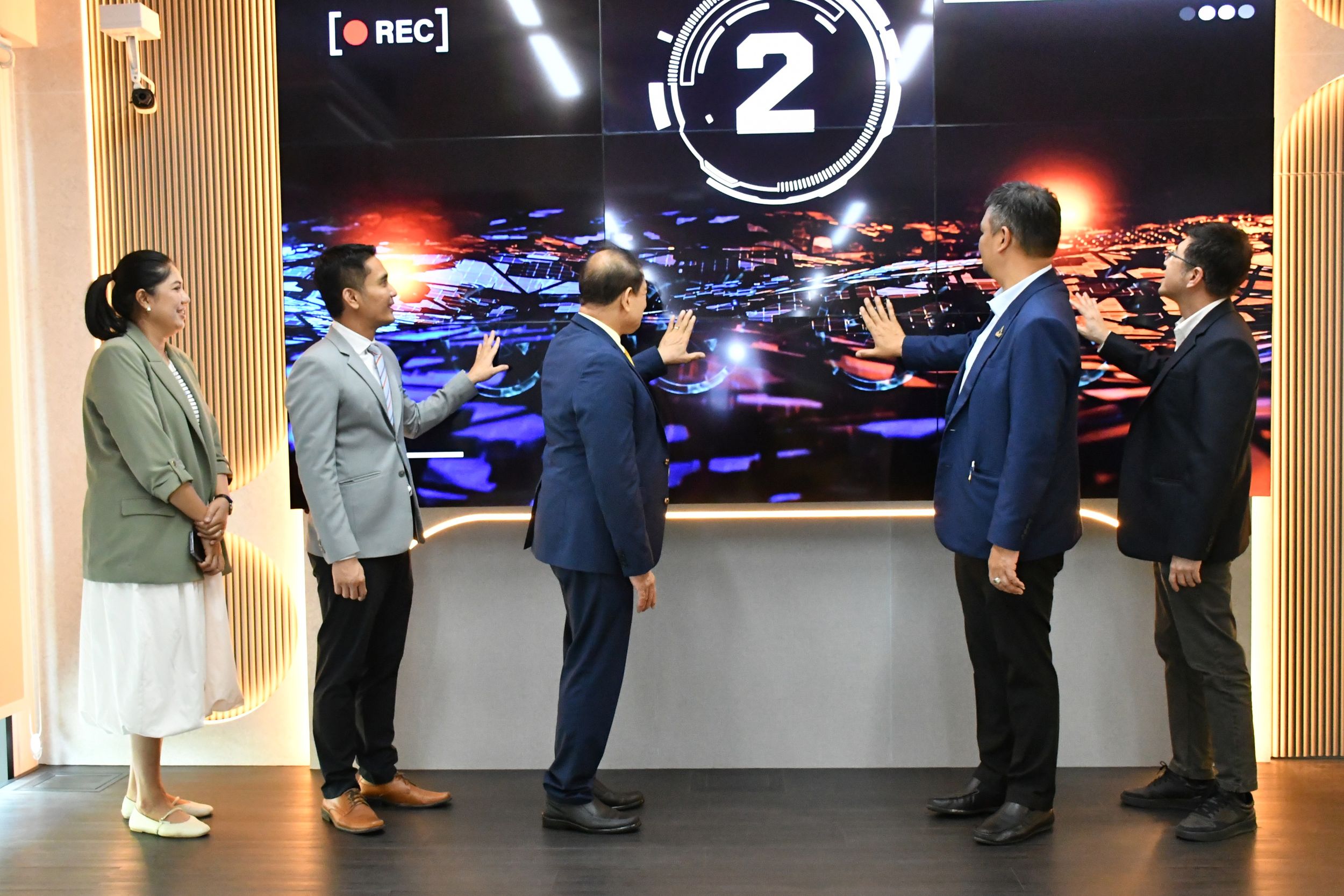 พิธีเปิด-ห้อง-FIN-Lab-_11-1