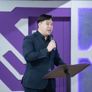 ผลิตบัณฑิตพันธุ์ใหม่