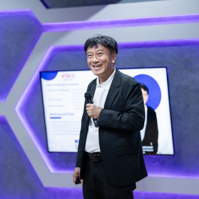 ผลิตบัณฑิตพันธุ์ใหม่