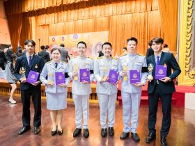 อาจารย์และ นศ มทร.พระนคร เข้ารับรางวัลนวราช