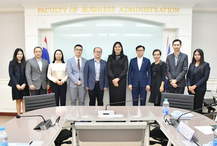 ให้การต้อนรับ Shanghai Jian Qiao University_10