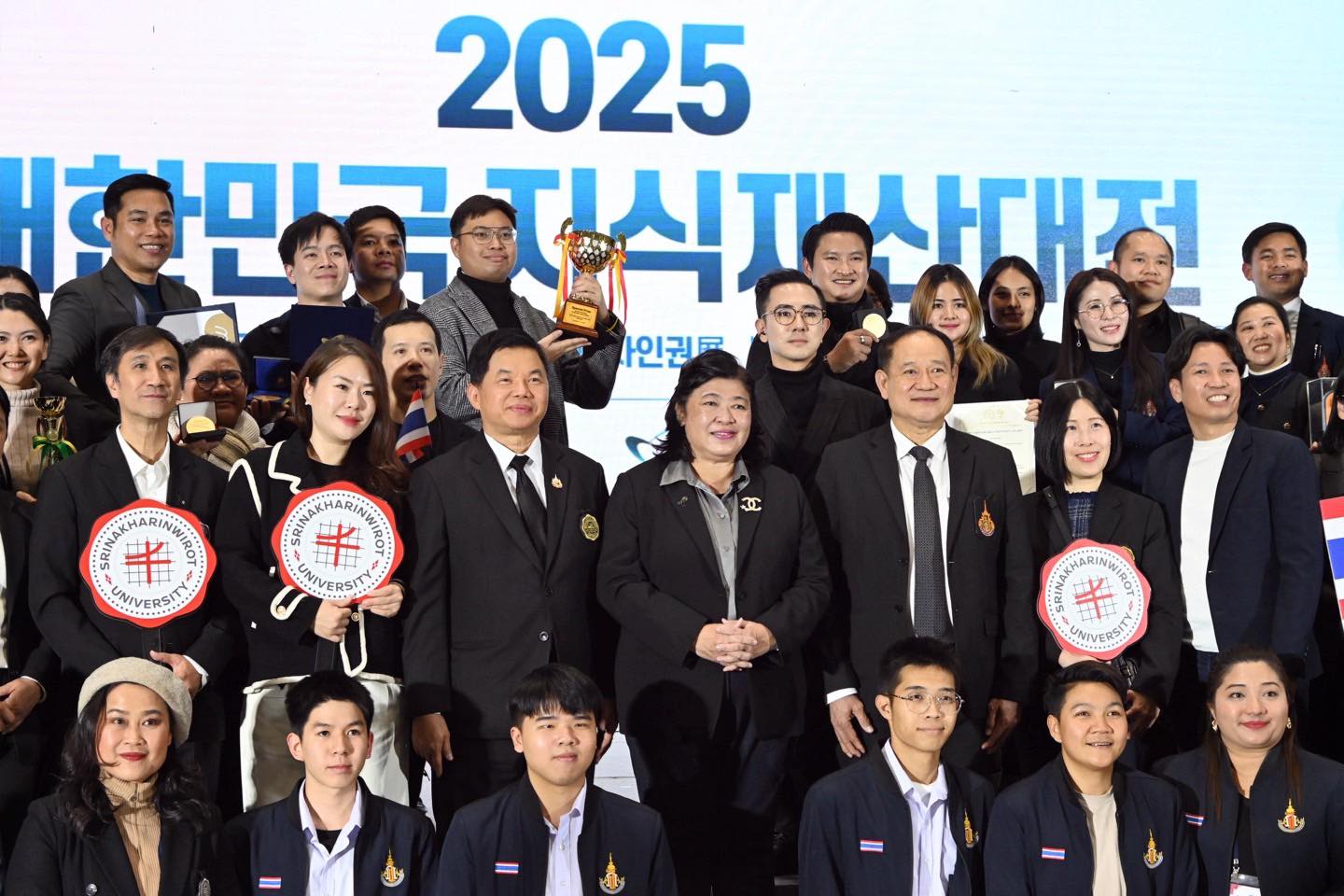 มทร.ธัญบุรี นำงานวิจัยคว้า 10 รางวัล ในงาน SIIF 2025