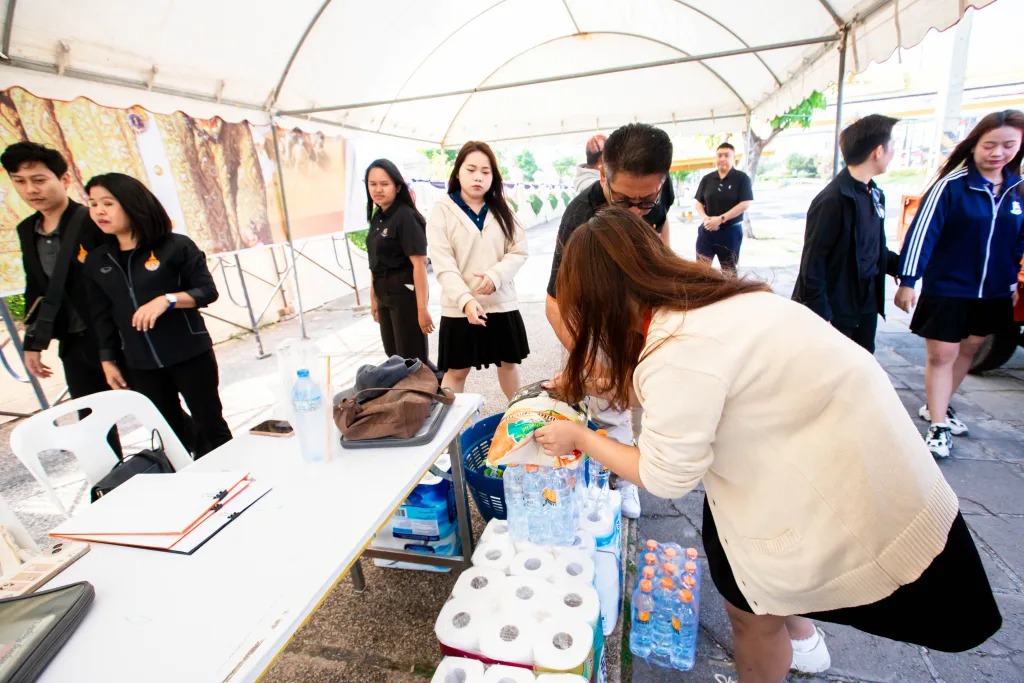 มทร.อีสาน เปิดศูนย์ช่วยเหลือพี่น้องชายแดนไทย–กัมพูชา