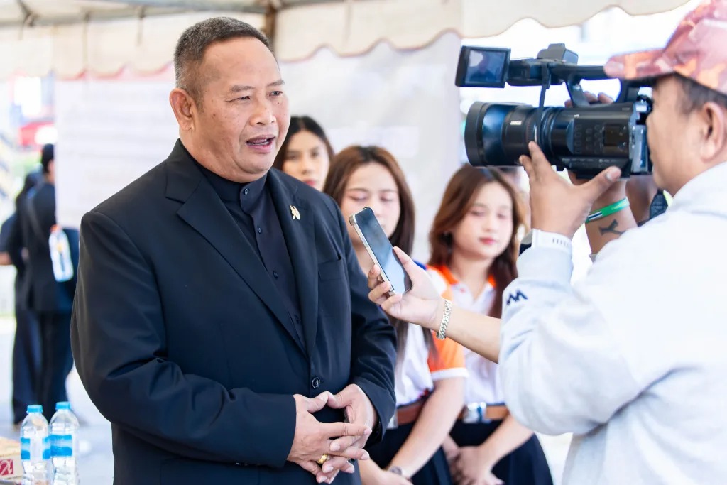 มทร.อีสาน เปิดศูนย์ช่วยเหลือพี่น้องชายแดนไทย–กัมพูชา