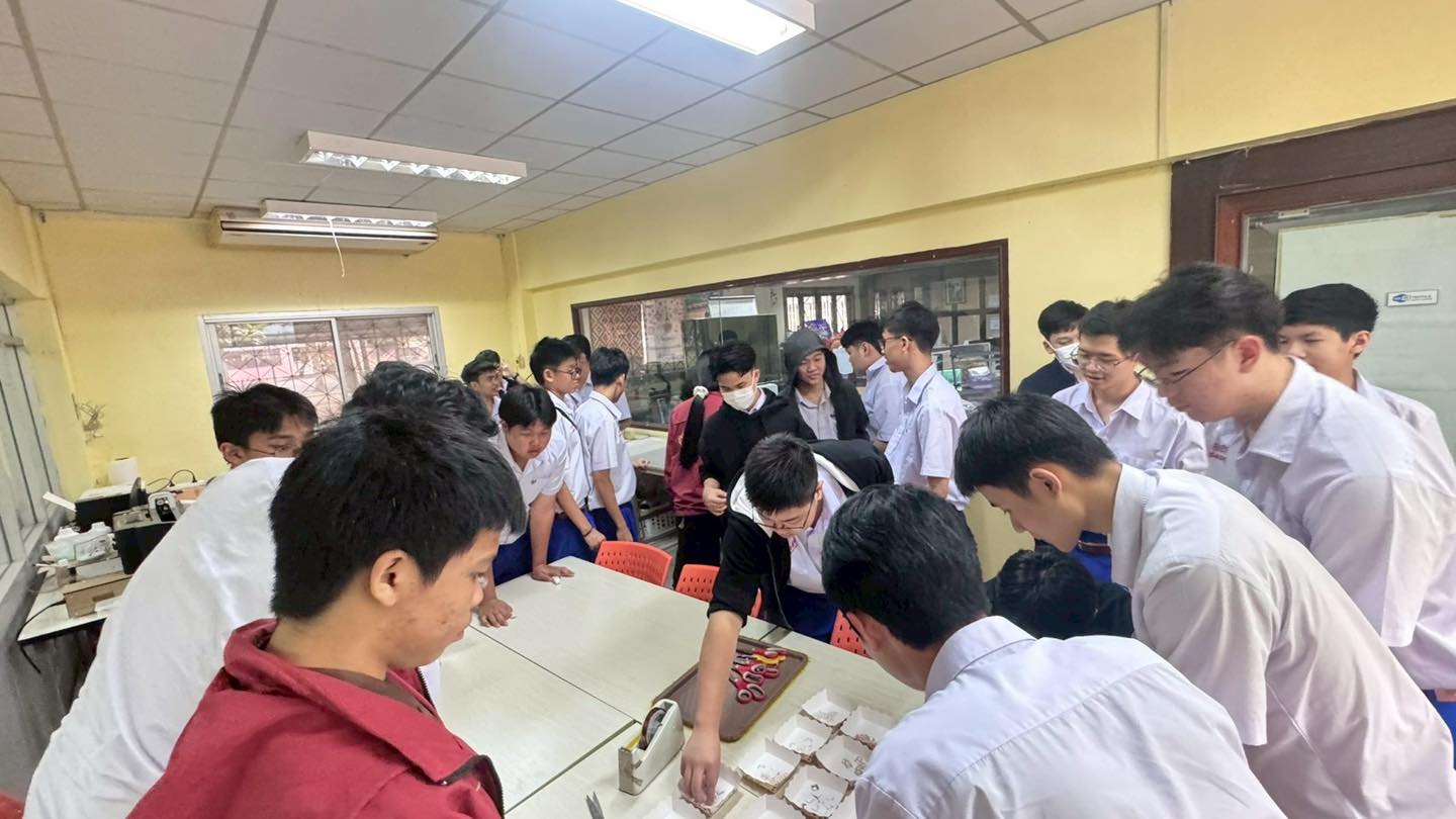 วิศวกรรมสิ่งทอ ต้อนรับ ร.ร.อัสสัมชัญบางรัก Workshop