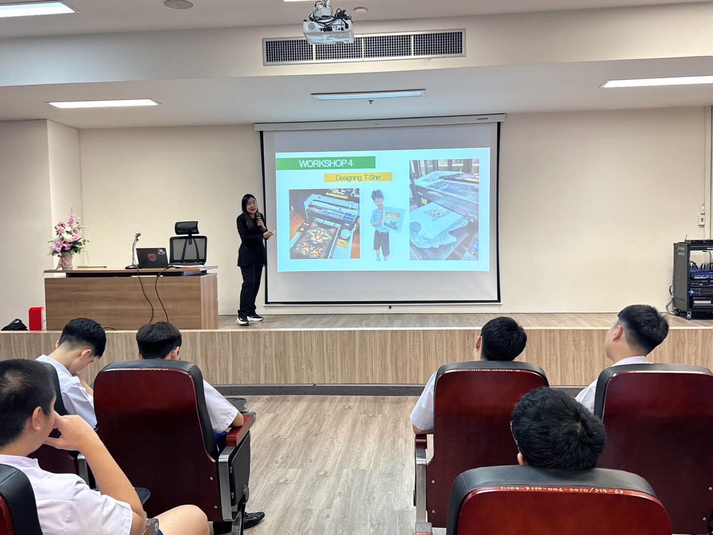 วิศวกรรมสิ่งทอ ต้อนรับ ร.ร.อัสสัมชัญบางรัก Workshop