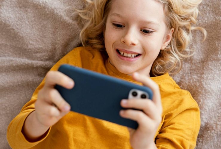 นิวยอร์กเตรียมบังคับแพลตฟอร์มโซเชียลมีเดียติดคำเตือน