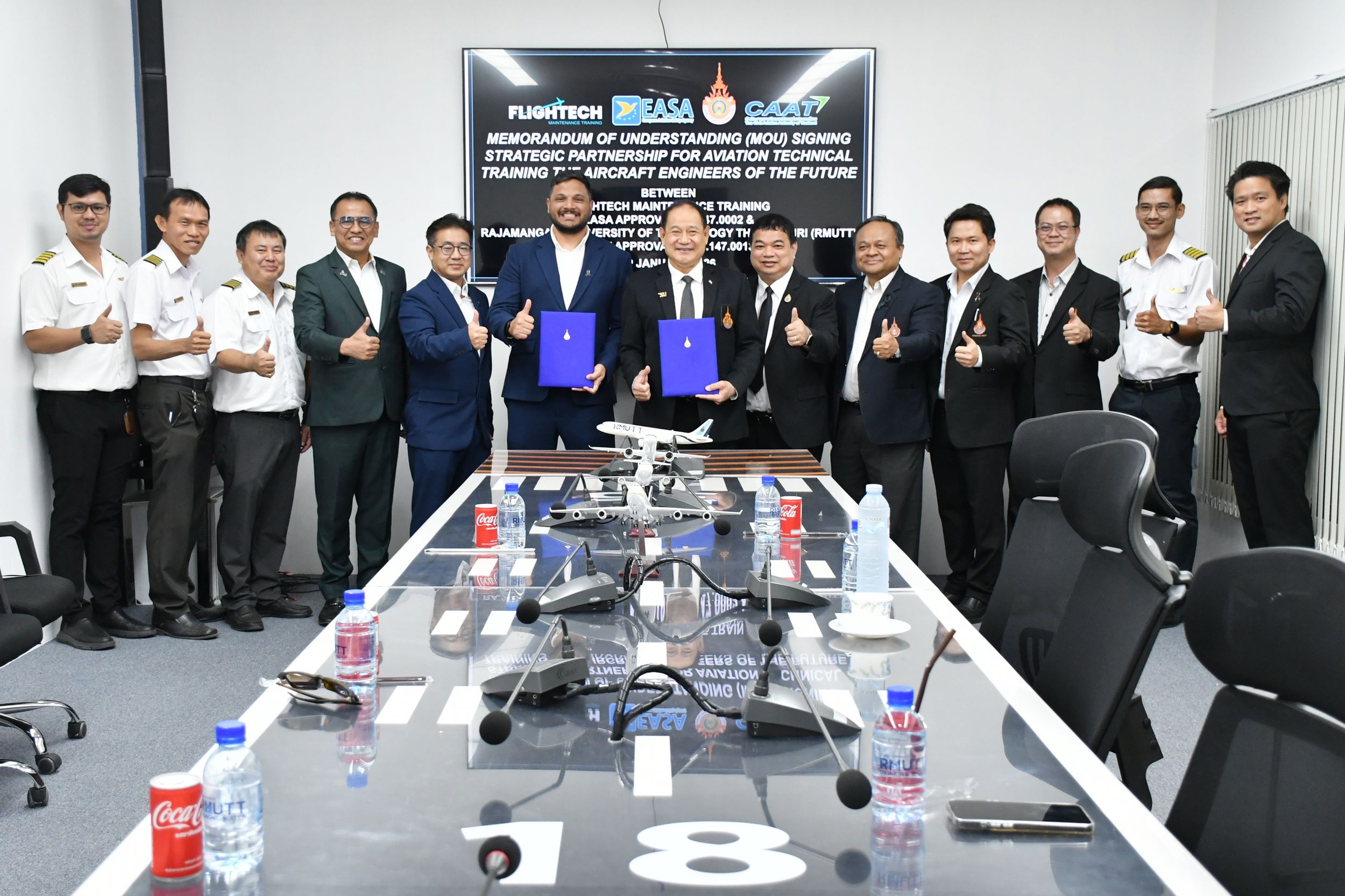 มทร.ธัญบุรี จับมือ Flightech Maintenance Training