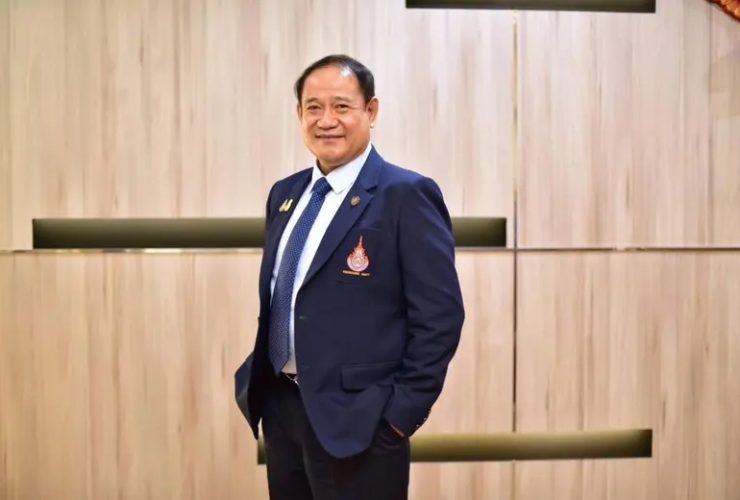 รศ.ดร.สมหมาย ผิวสอาด อธิการบดี มทร.ธัญบุรี