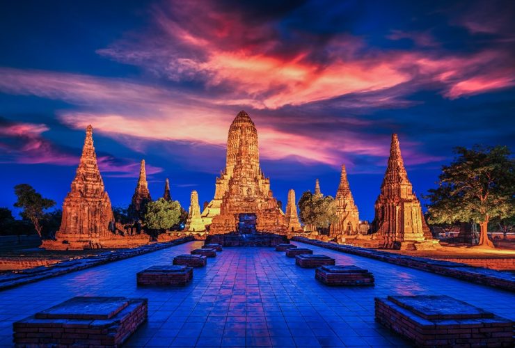 รับลมหนาว เที่ยวโบราณสถานเมืองเก่า อยุธยา ยามราตรี