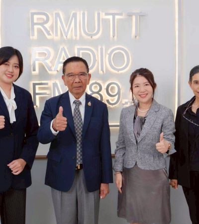 LINE_ALBUM_ต้อนรับ พลเอกธงชัย เกื้อสกุล นายกสภา ม.ธัญบุรี_260205_7