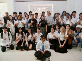 นักศึกษาปีท 1 และเทียบโอน มทร.ตะวันออก ดูงาน