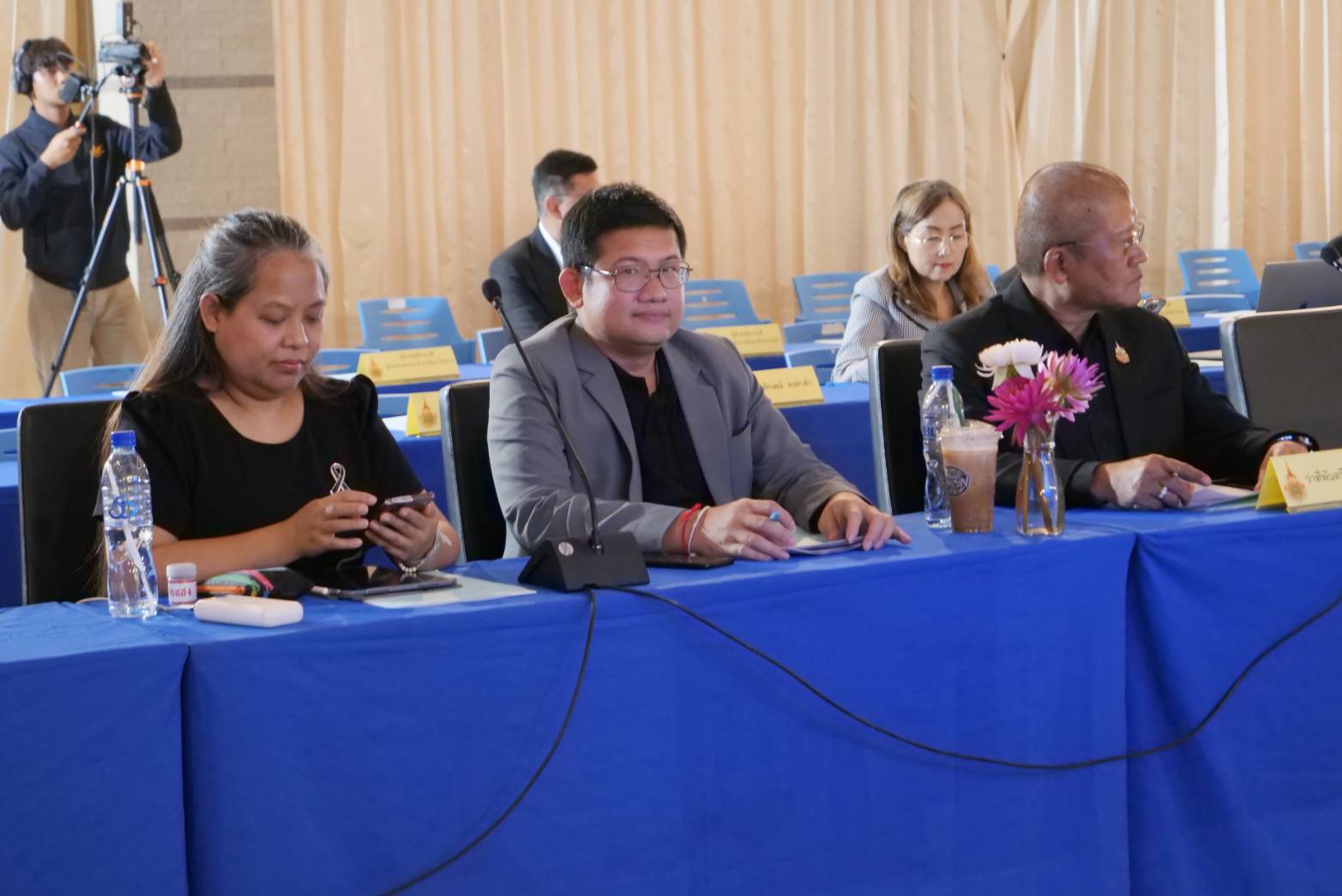 ประชุมเสาอโศก ครั้งที่ 1