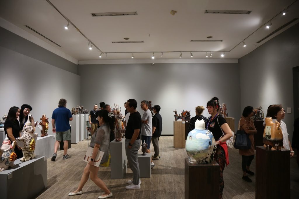 มทร.อีสาน ร่วมแสดงเครื่องปั้นดินเผา Fur Feather Fantasy