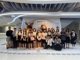 นักศึกษาบัญชี มทร.ธัญบุรี เปิดโลกการลงทุน ศึกษาดูงาน SET INVESTORY
