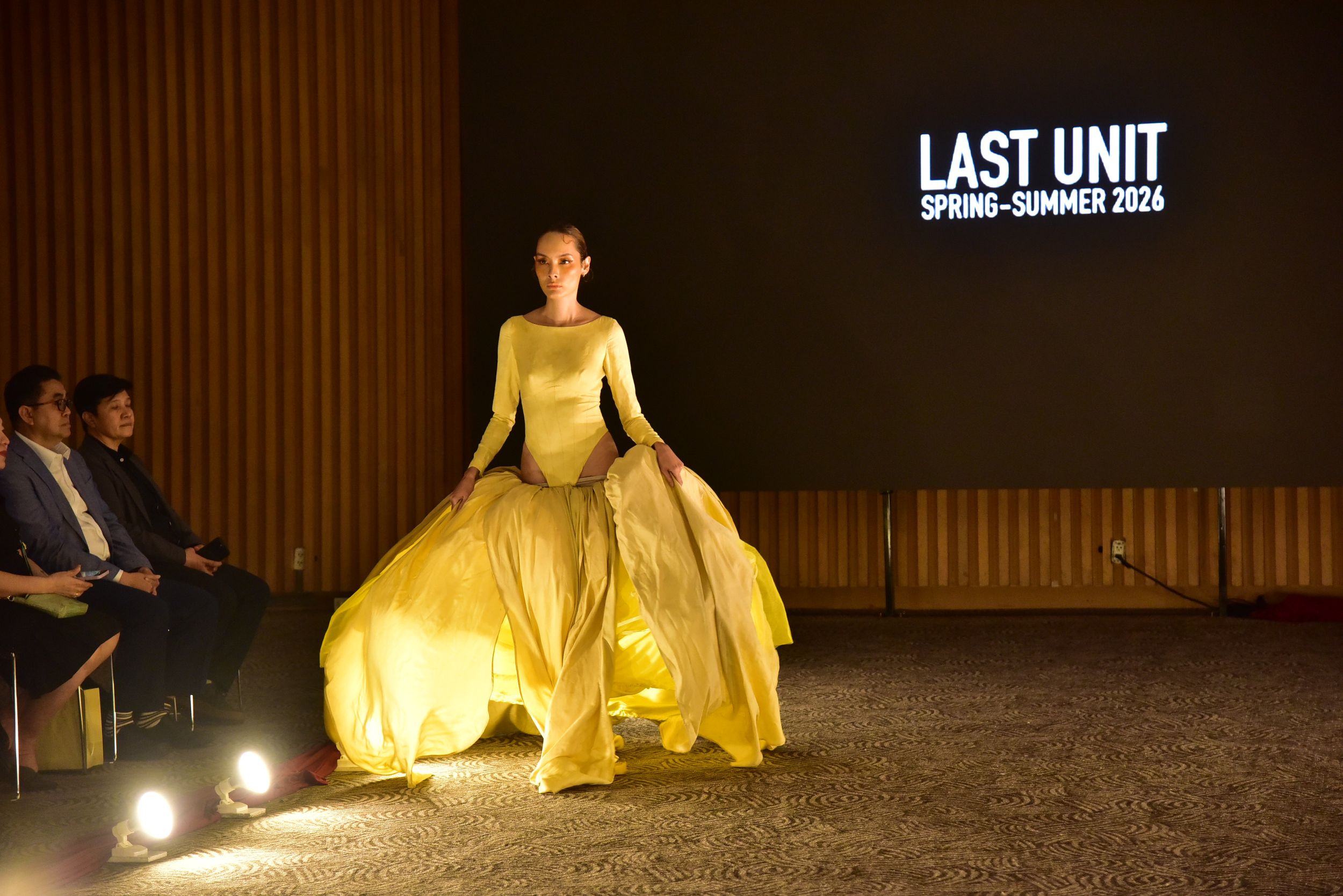 นิทรรศการศิลปนิพนธ์ สุริยศิลป์