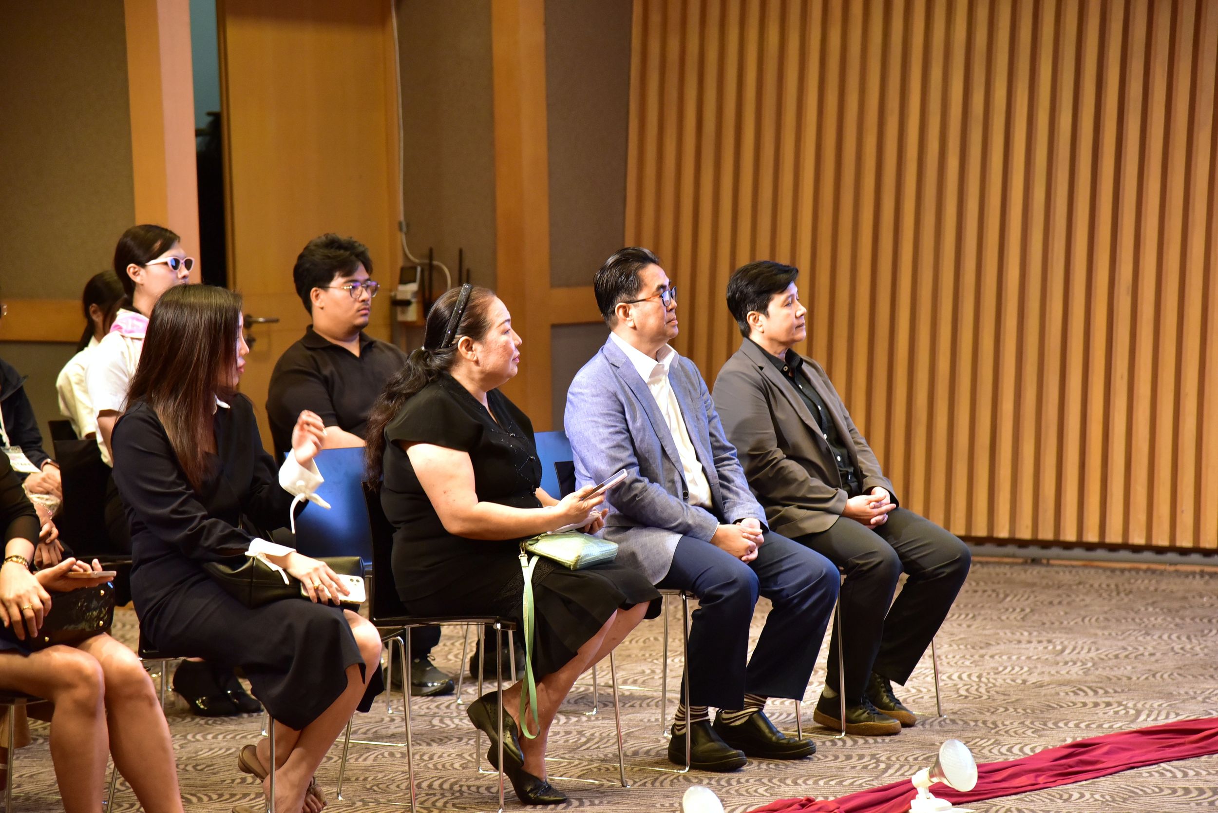 นิทรรศการศิลปนิพนธ์ สุริยศิลป์