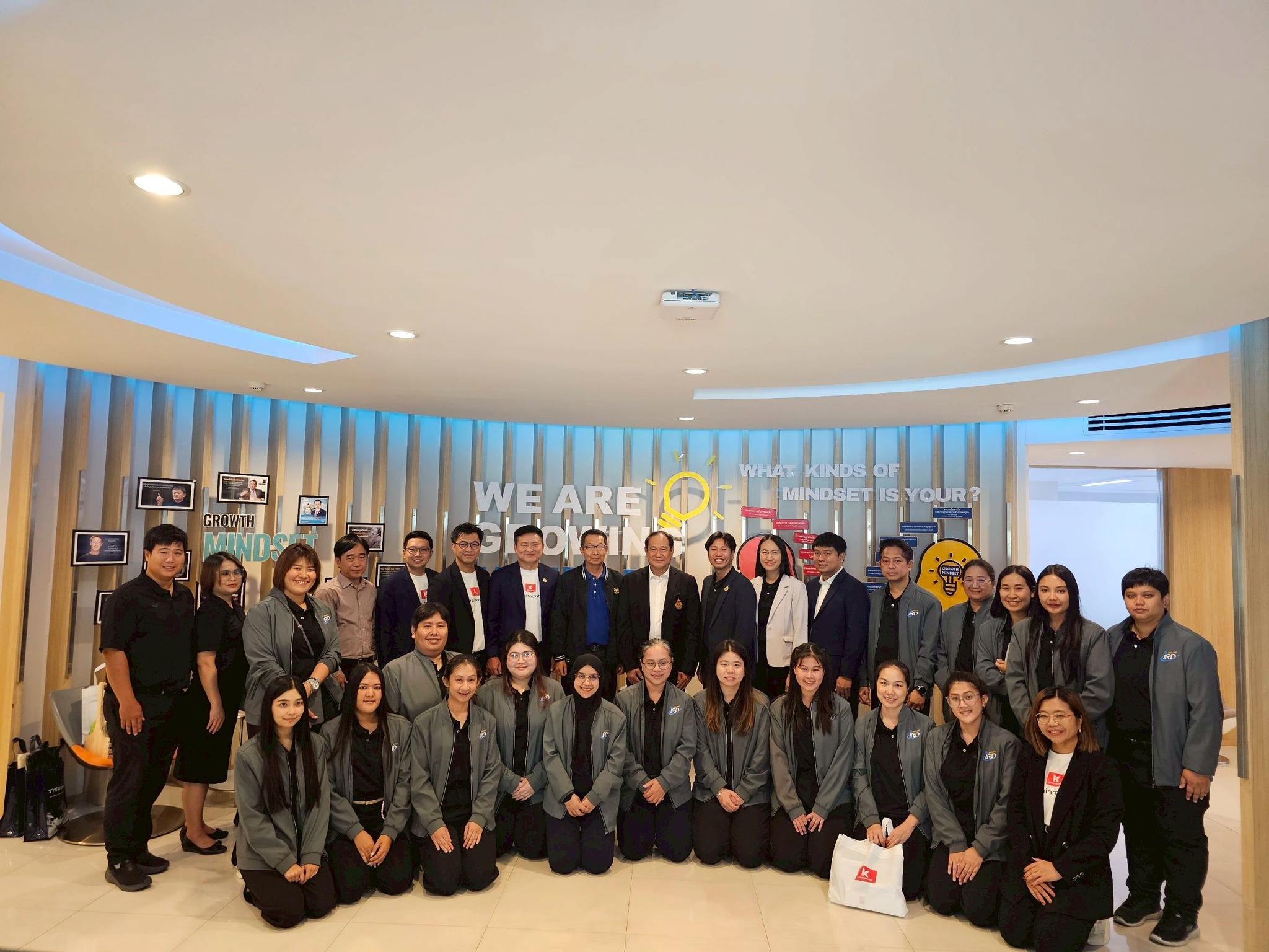 มทร.ธัญบุรี ศึกษาดูงานศูนย์ Shared Service CPF