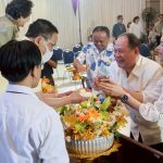 มทร.ธัญบุรี สรงน้ำพระ_260409_51