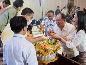 มทร.ธัญบุรี สรงน้ำพระ_260409_51