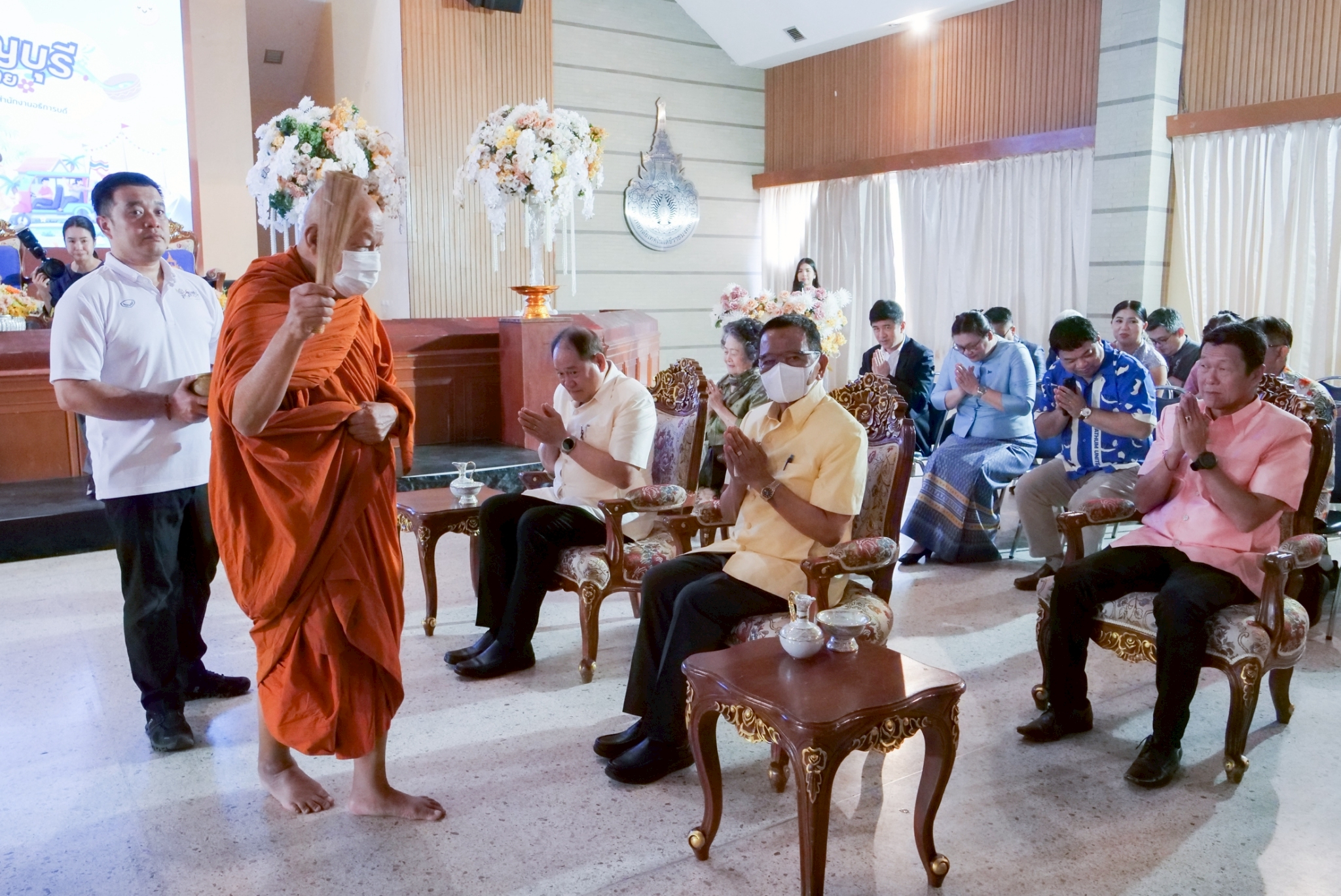 มทร.ธัญบุรี สรงน้ำพระ_260409_51