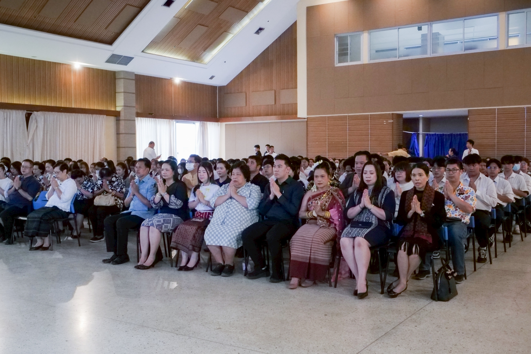 มทร.ธัญบุรี สรงน้ำพระ_260409_51