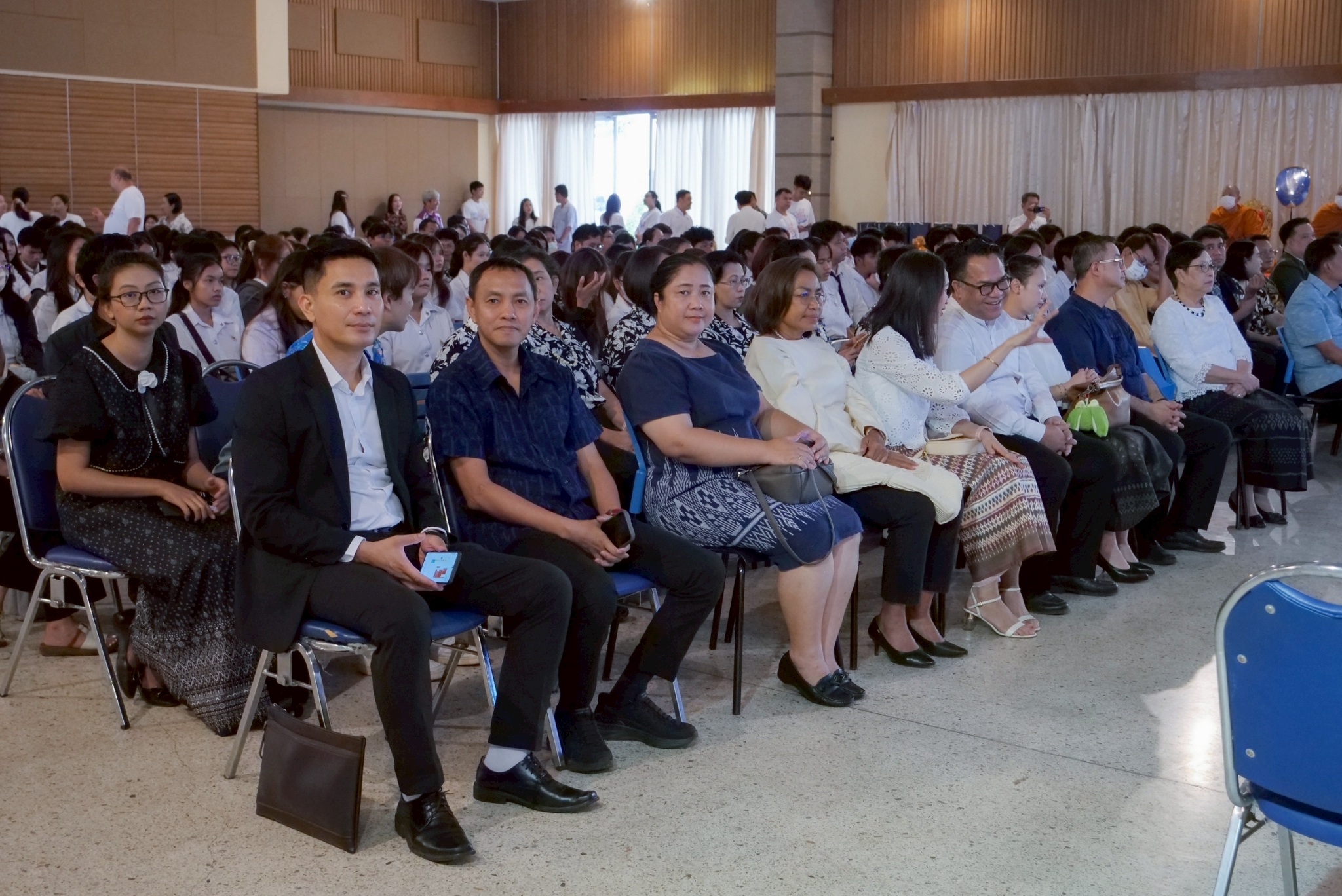 มทร.ธัญบุรี สรงน้ำพระ_260409_51