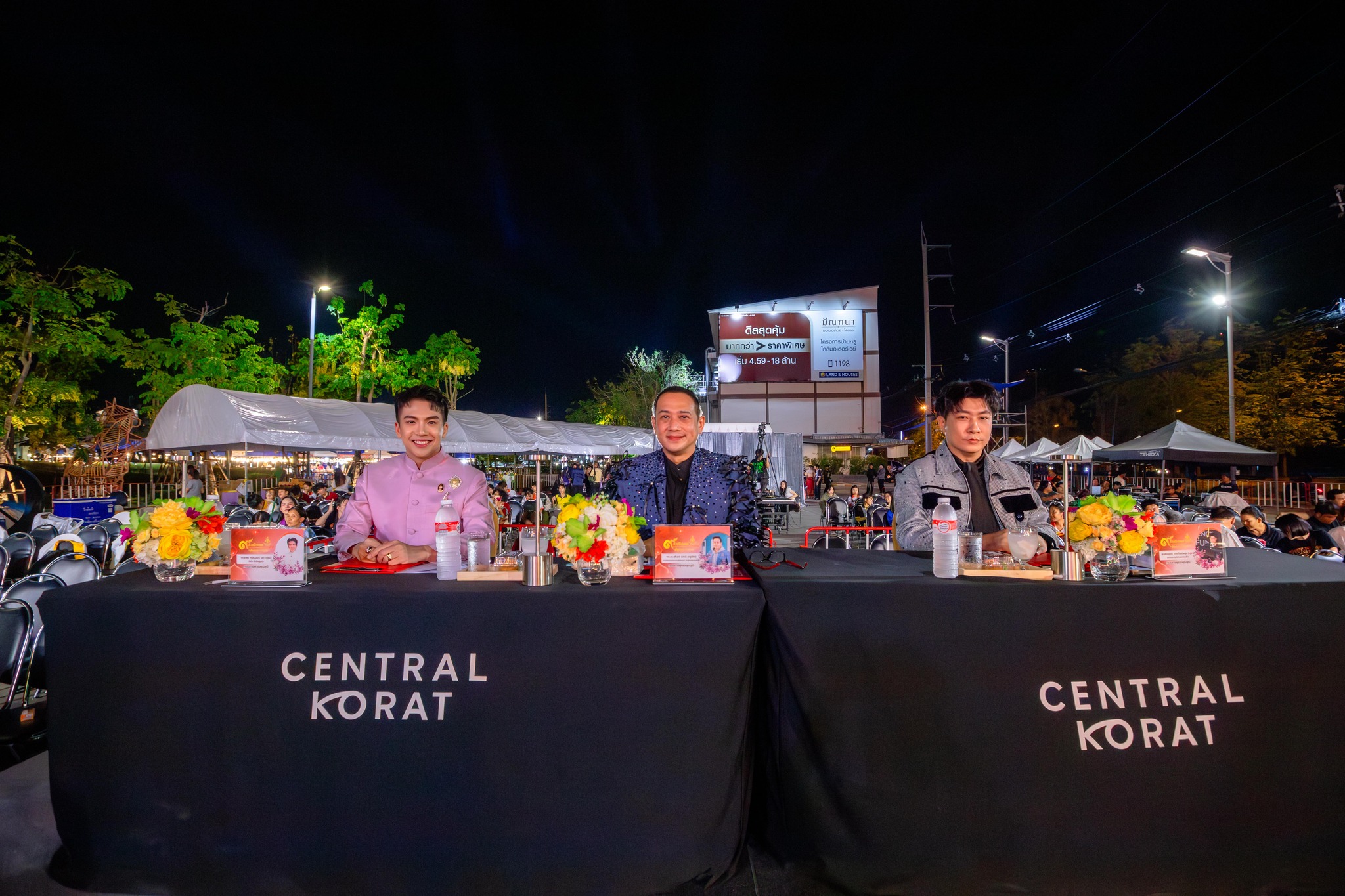 มทร.อีสาน คว้าแชมป์การประกวดขับร้องเพลงลูกทุ่งประเภททีม