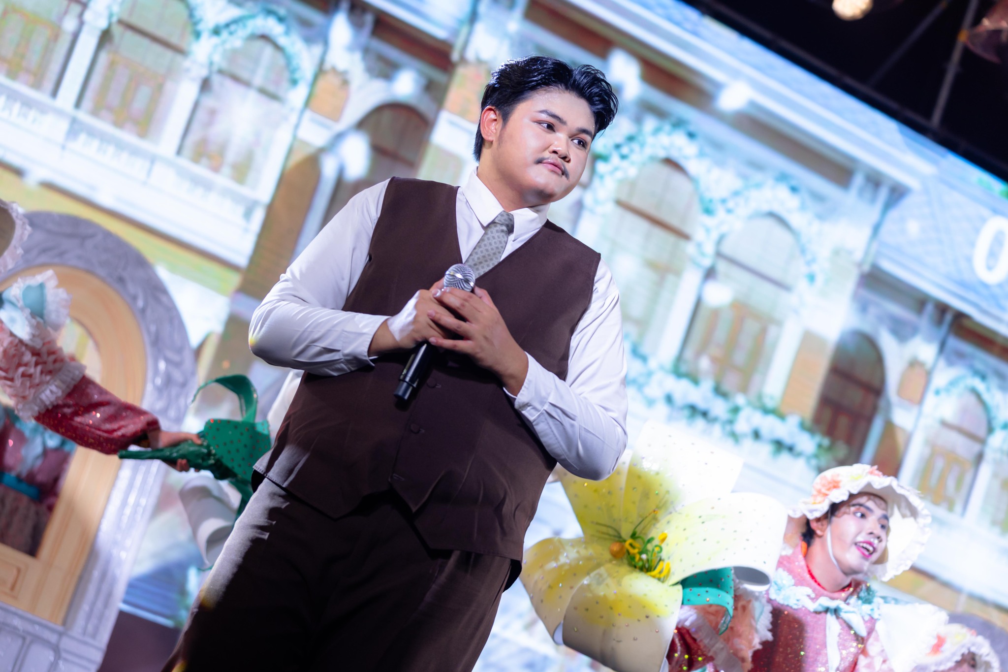 มทร.อีสาน คว้าแชมป์การประกวดขับร้องเพลงลูกทุ่งประเภททีม